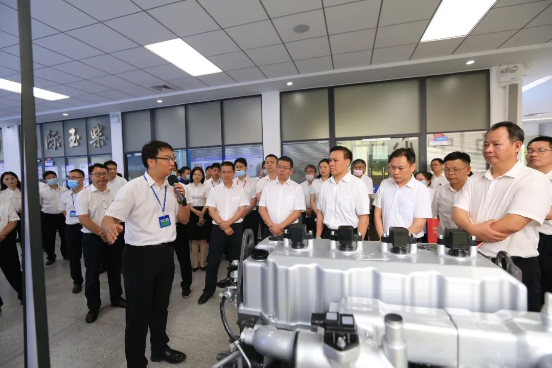 玉柴“全國科技工作者日”活動(dòng)暨公司新一批重大科技項(xiàng)目啟動(dòng)大會(huì)圓滿結(jié)束！